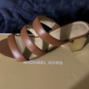 MICHAEL KORS PALOMA FLEX MULE luggage LEATHER SANDALS SIZE: 8.5